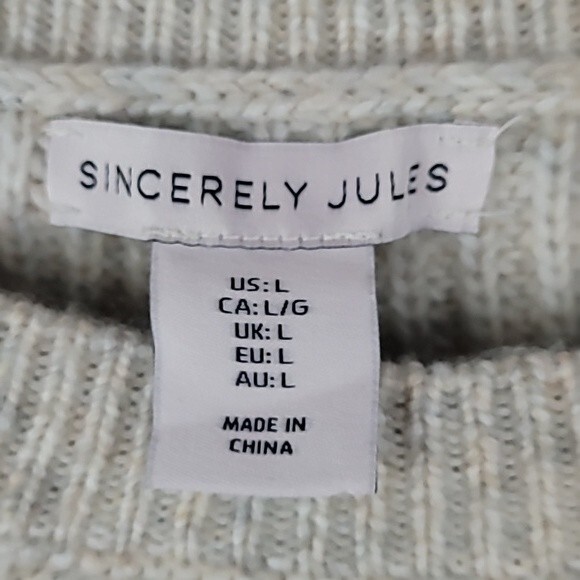 Sincerely Jules beige/ oatmeal colored Long Sleeve Knit Sweater. Size Large - Picture 6 of 7